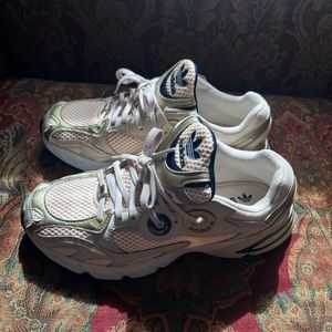 Adidas Astir Tennis Shoes